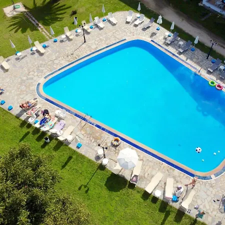 アパート Annas Penthouse With Pool Litheres